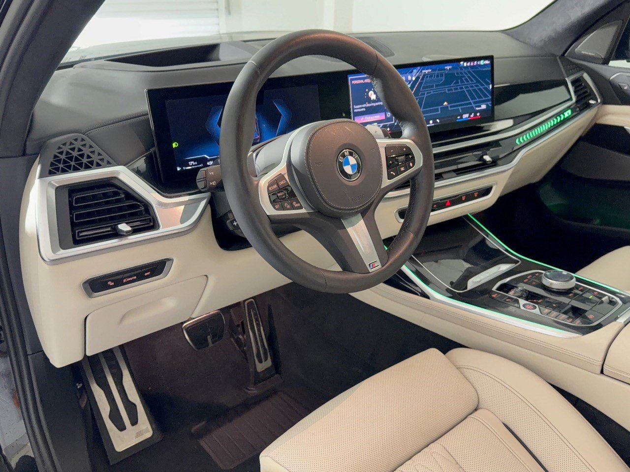 Certified 2024 BMW X7 xDrive40i w/ Executive Package AWD/4WD image 4