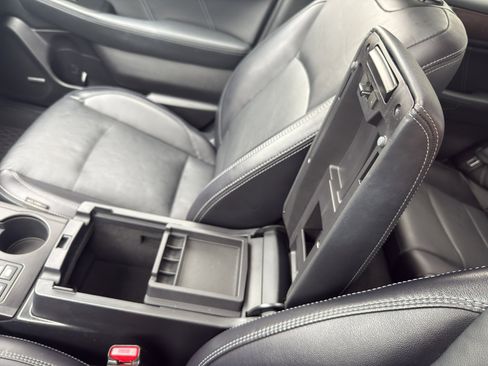 Used 2018 Subaru Outback 2.5i Limited image 23