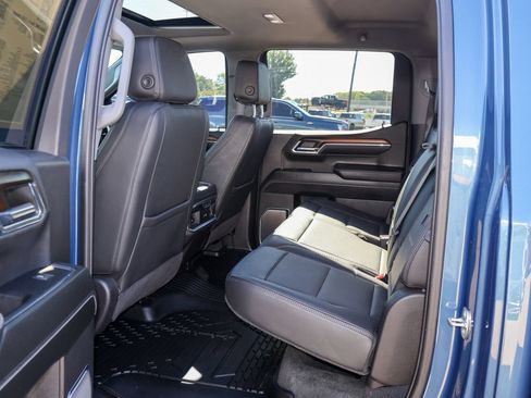 Certified 2024 GMC Sierra 1500 Denali w/ Denali Reserve Package AWD/4WD image 11