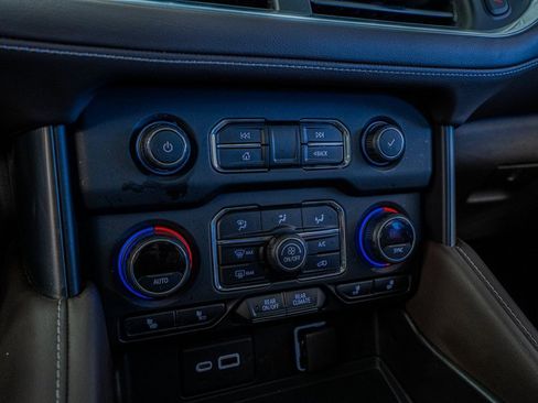 Used 2021 Chevrolet Tahoe Z71 w/ Luxury Package image 50