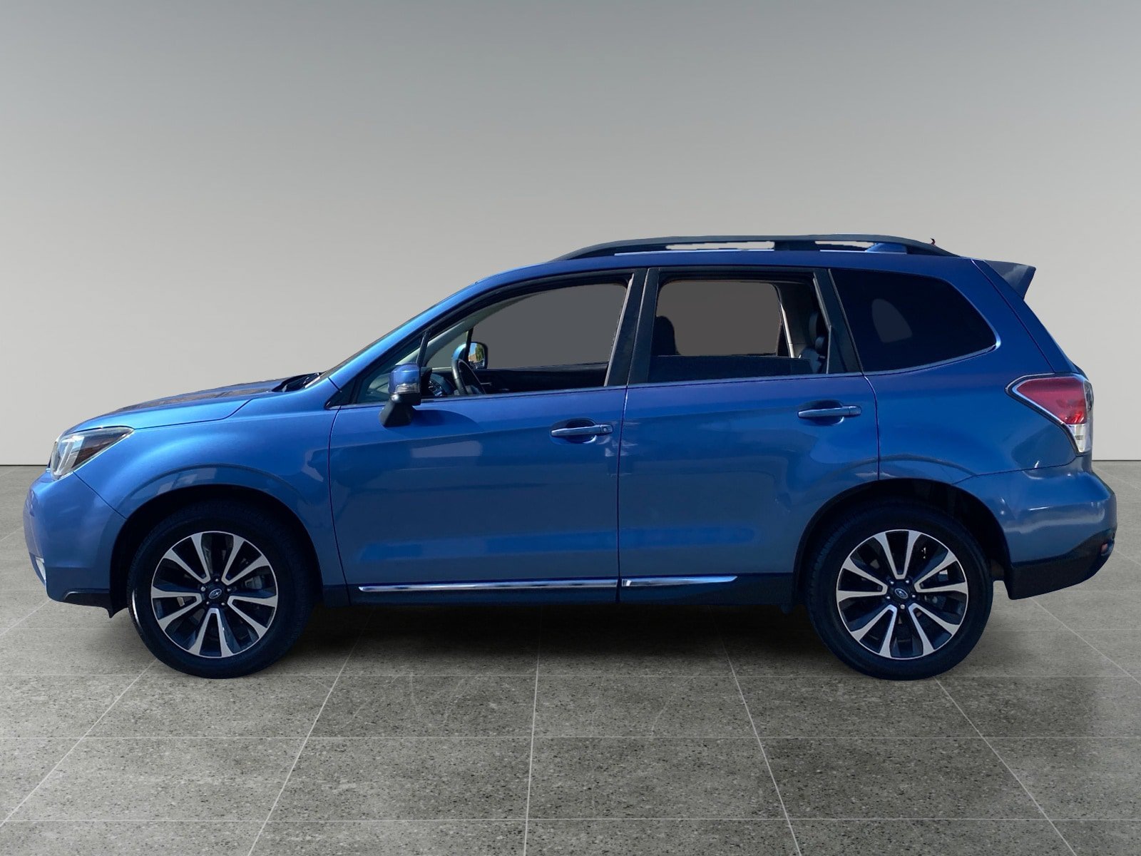 Used 2017 Subaru Forester 2.0XT Touring AWD/4WD image 2