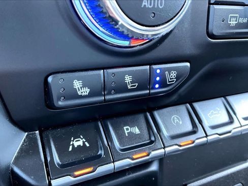 Used 2020 GMC Sierra 1500 SLT w/ SLT Premium Plus Package image 35