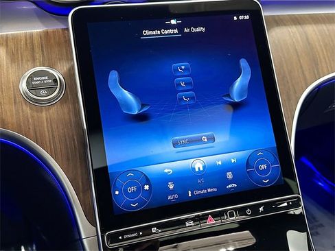 Certified 2025 Mercedes-Benz C 300 4MATIC Sedan image 16