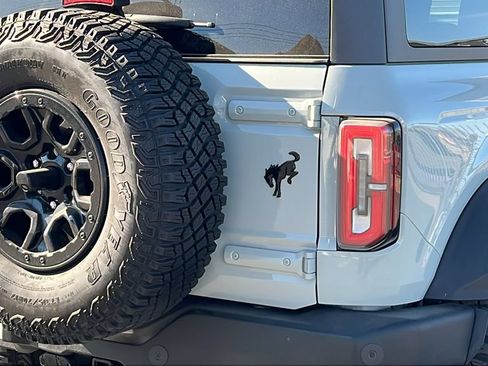 Certified 2022 Ford Bronco Wildtrak AWD/4WD image 7