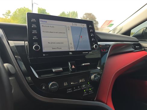 Used 2023 Toyota Camry XSE image 22