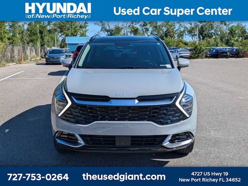 Used 2023 Kia Sportage SX image 8