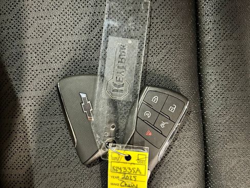 Used 2025 Chevrolet Equinox RS w/ Safety and Technology Package FWD image 26