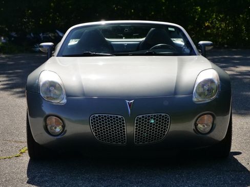 Used 2007 Pontiac Solstice Convertible w/ Premium Package RWD image 5