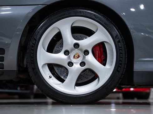 Used 2004 Porsche 911 Carrera 4S AWD/4WD image 42