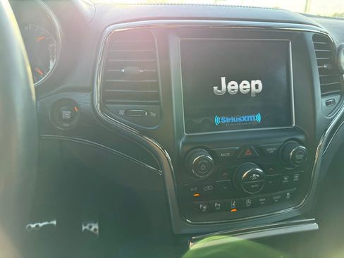 Used 2018 Jeep Grand Cherokee High Altitude image 17