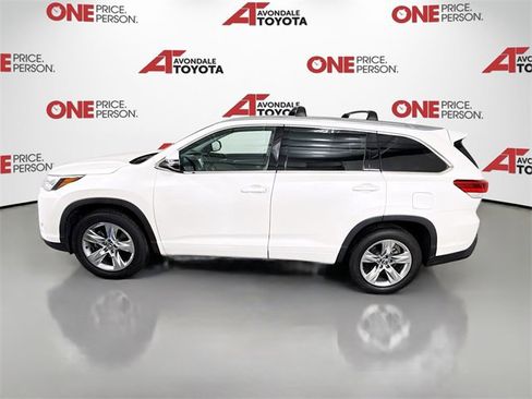 Used 2019 Toyota Highlander Limited image 4