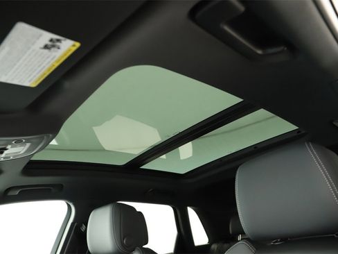 New 2025 Audi Q3 2.0T Premium image 25