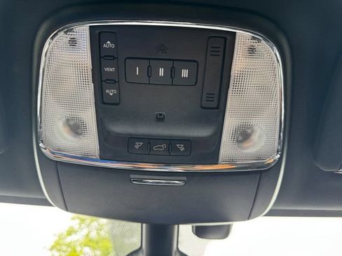 Certified 2020 Jeep Grand Cherokee Limited AWD/4WD image 41