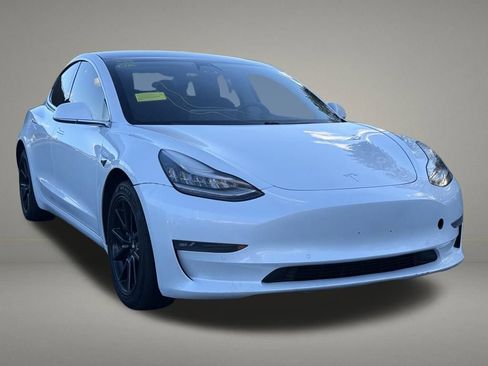 Used 2020 Tesla Model 3 Long Range image 8