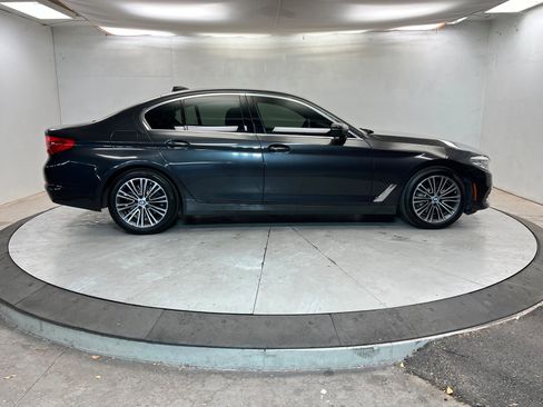 Used 2019 BMW 530i xDrive w/ Convenience Package image 6