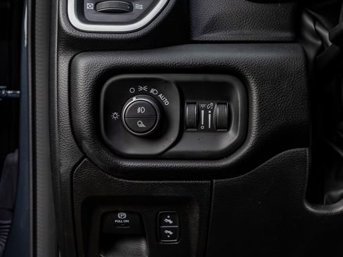 Used 2025 RAM 1500 Big Horn image 21