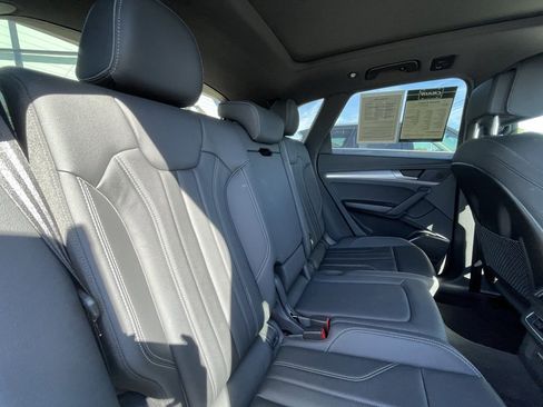 Used 2025 Audi Q5 2.0T Premium image 29