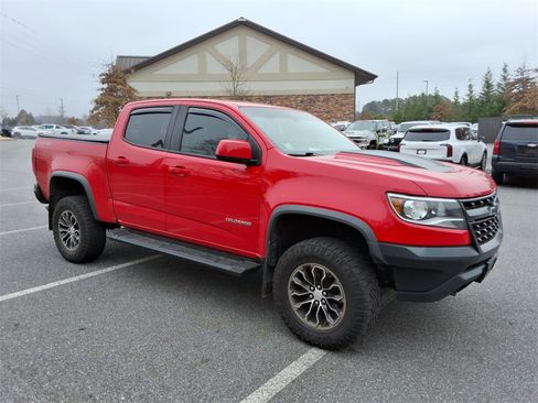 Used 2018 Chevrolet Colorado ZR2 image 3