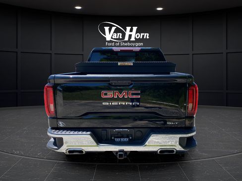 Used 2023 GMC Sierra 1500 SLT w/ SLT Premium Package AWD/4WD image 6