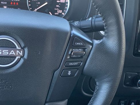 Used 2024 Nissan Frontier SV w/ SV Convenience Package image 13