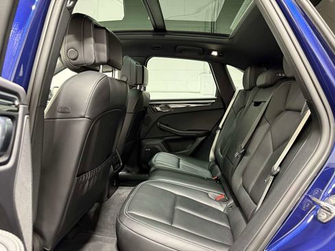 Used 2024 Porsche Macan Turbo w/ Premium Plus Package image 20