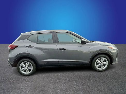 Used 2024 Nissan Kicks S image 4