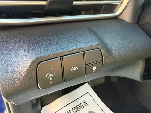 Used 2021 Hyundai Elantra SEL FWD image 14