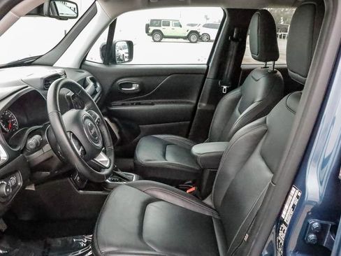 Certified 2023 Jeep Renegade Limited image 17