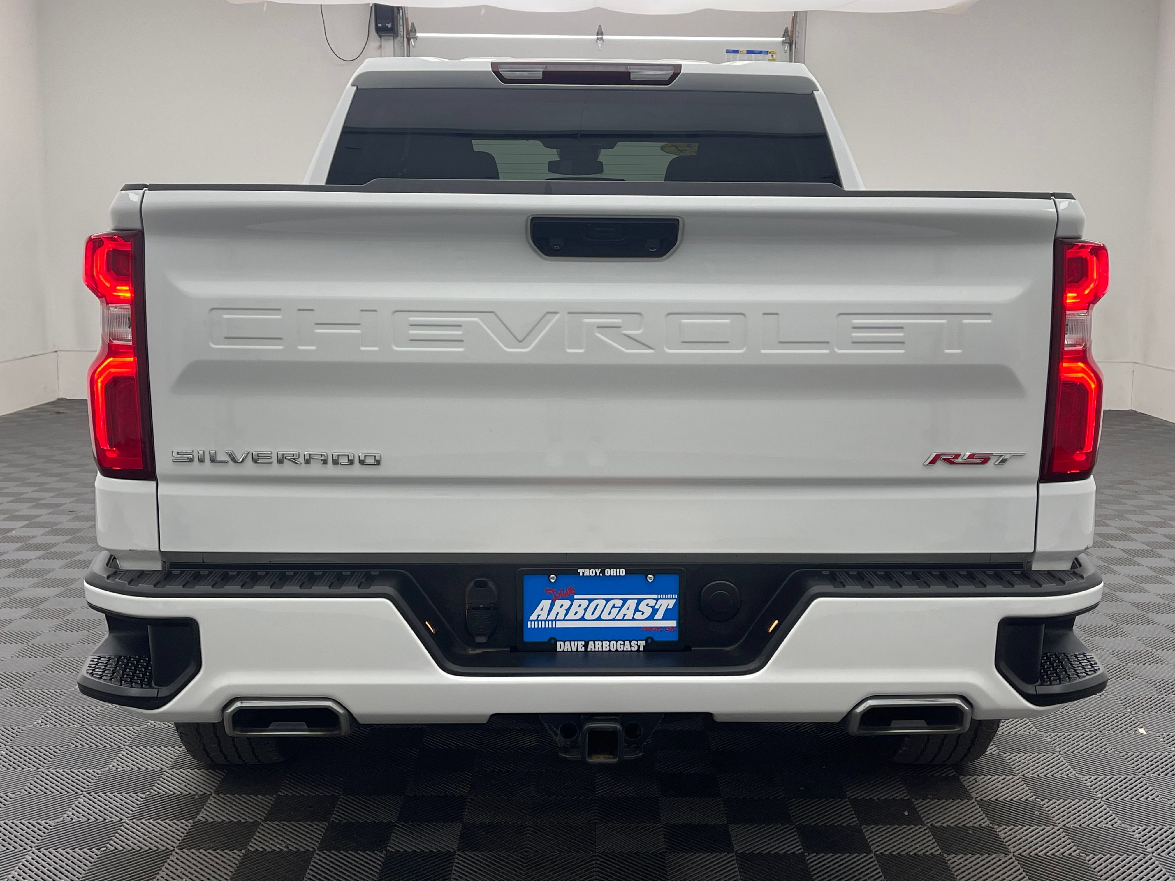 Used 2024 Chevrolet Silverado 1500 RST AWD/4WD image 8