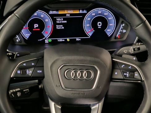 Used 2022 Audi Q3 2.0T Premium Plus w/ Premium Plus Package AWD/4WD image 10