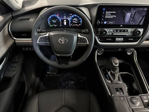 New 2026 Toyota Grand Highlander AWD Hybrid image 16