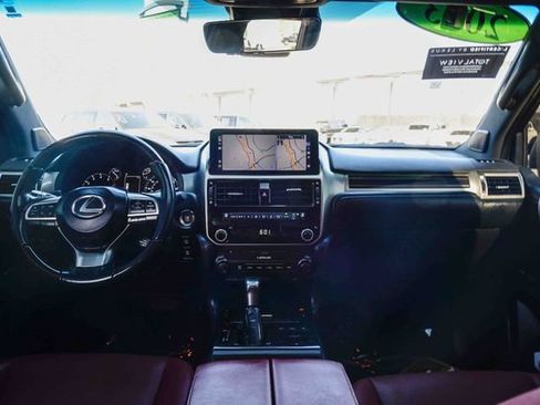 Certified 2023 Lexus GX 460 Premium w/ Premium Plus Package image 11