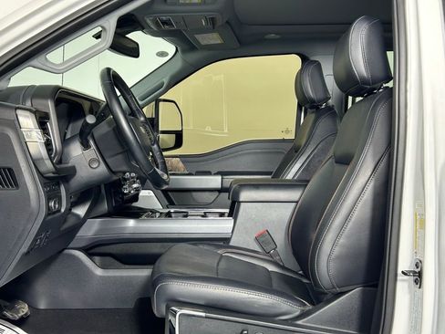 Used 2024 Ford F350 Lariat w/ Lariat Ultimate Package image 34