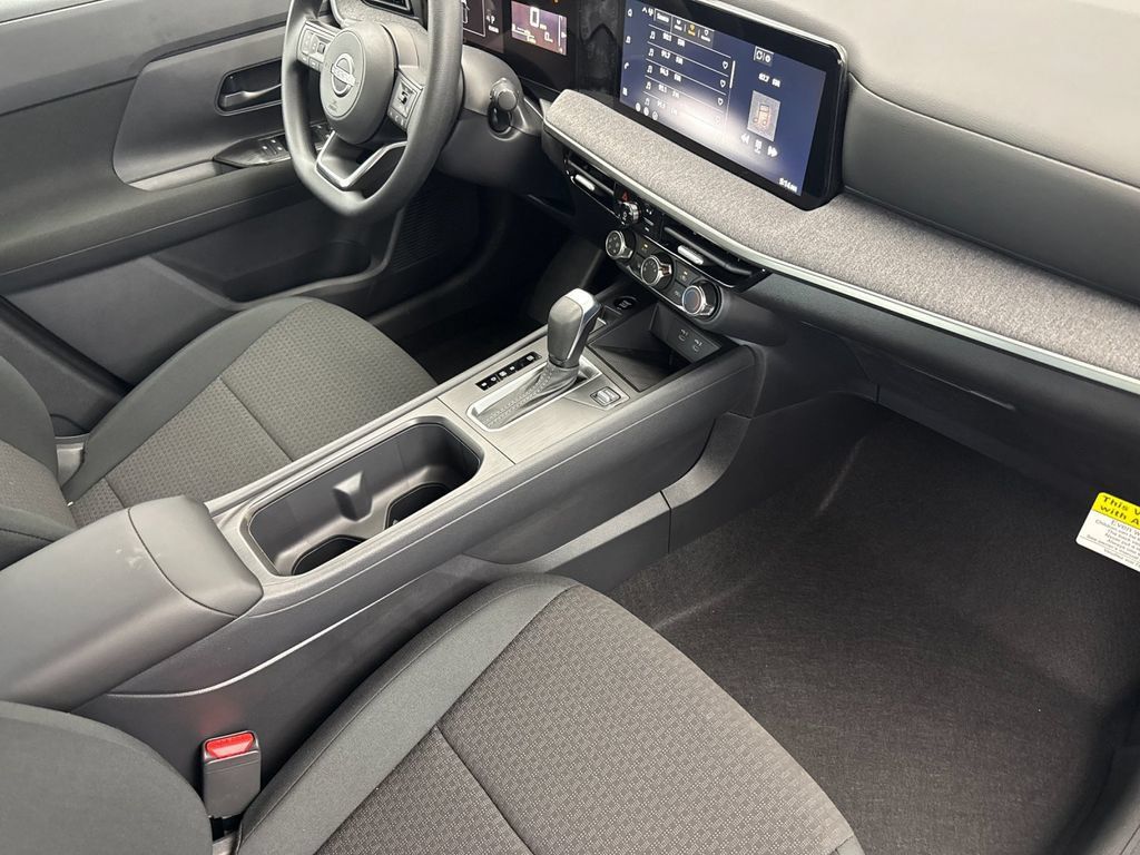 Used 2026 Nissan Kicks S w/ Charging Package FWD image 15