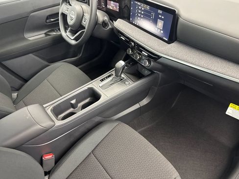 Used 2026 Nissan Kicks S w/ Charging Package FWD image 15