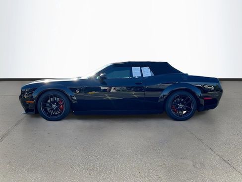 Used 2023 Dodge Challenger SRT Hellcat RWD image 4