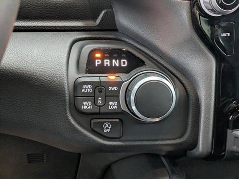 Used 2025 RAM 1500 Big Horn image 12