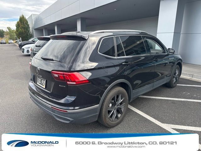 Certified 2024 Volkswagen Tiguan SE AWD/4WD image 3
