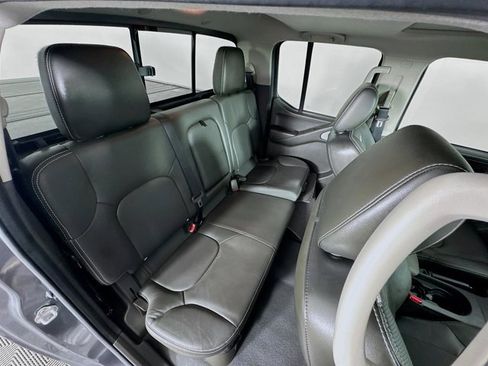 Certified 2021 Nissan Frontier PRO-4X image 28