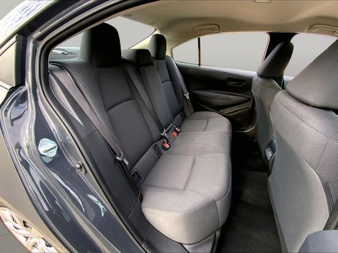 Used 2024 Toyota Corolla LE FWD image 19