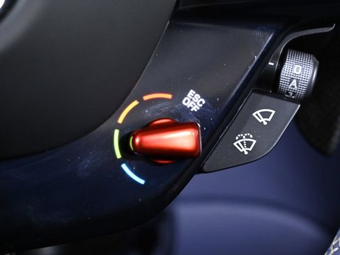 Used 2025 Ferrari Roma Spider RWD image 22