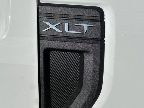 New 2026 Ford Maverick XLT image 33