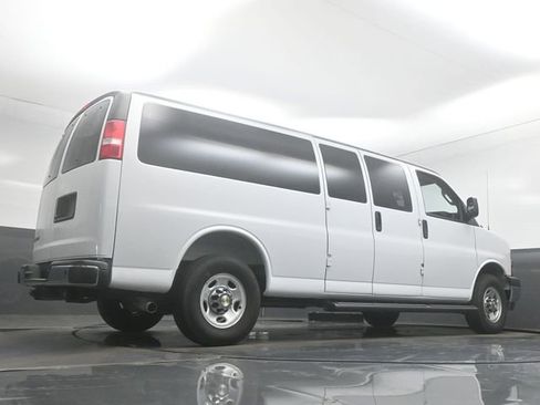 New 2025 Chevrolet Express 3500 LT w/ LT Preferred Equipment Group RWD image 12