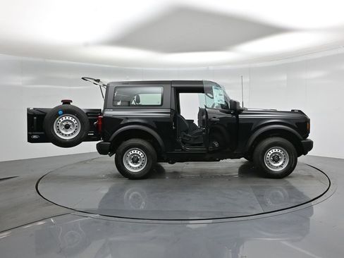 New 2026 Ford Bronco 2-Door AWD/4WD image 4