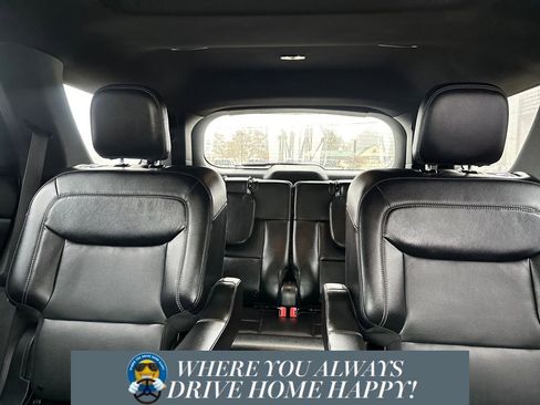Used 2020 Ford Explorer Limited w/ Class III Trailer Tow Package image 23