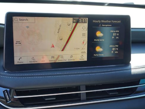 Certified 2025 INFINITI QX60 Luxe image 11