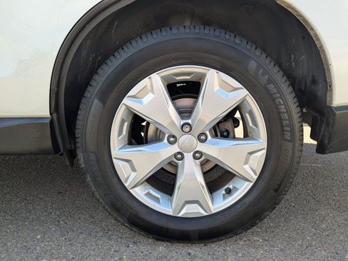 Used 2016 Subaru Forester 2.5i Premium AWD/4WD image 29