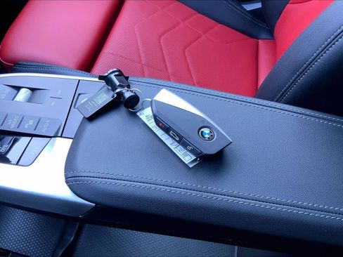 Certified 2025 BMW X1 xDrive28i w/ Convenience Package image 14