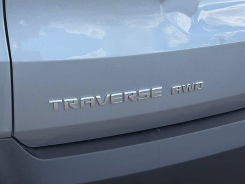 Used 2023 Chevrolet Traverse LT w/ LPO, Floor Liner Package AWD/4WD image 21