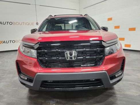 Used 2025 Honda Ridgeline Black Edition image 15